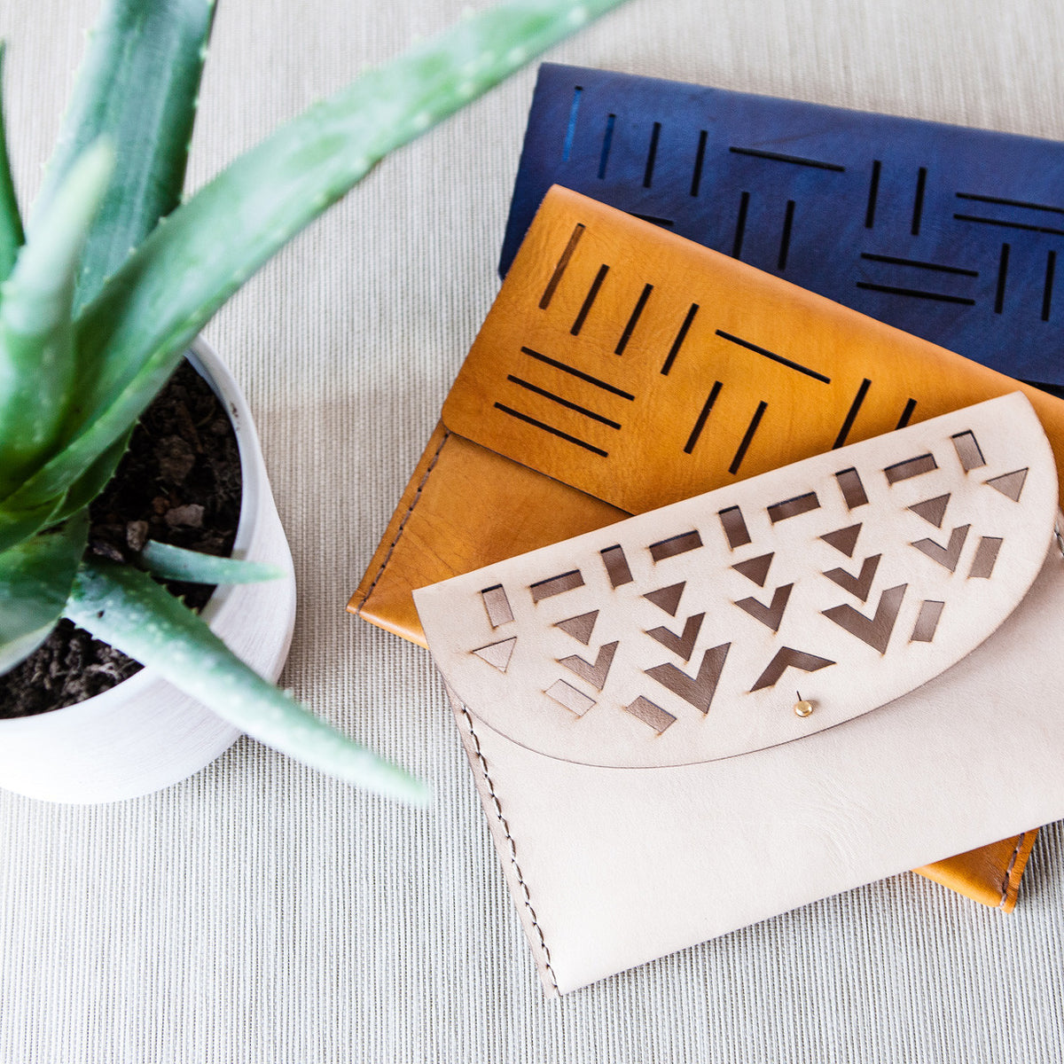 NØA + GINGER | Ndebele Case - Small