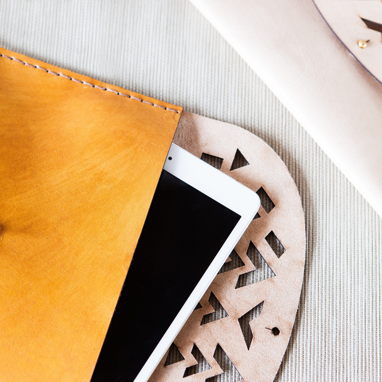 NØA + GINGER | Ndebele Case - Small